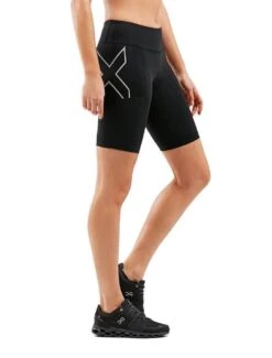 2XU Women's Aero Vent Mid-Rise Compression Shorts - Black / Silver Reflective -Outlet Swimsuit Zone Store tumbnail 841e416a 9d80 4b46 aa93 a184ead328fc