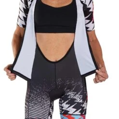 Zoot Suit Women's Ultra Tri Short Sleeve Aerosuit- Ultra 19 -Outlet Swimsuit Zone Store wultratriracesuitdetail13
